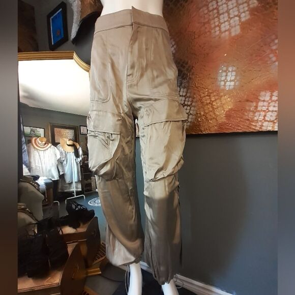 Zara NWT Limited Edition Satin Cargo Pants - Picture 8 of 14